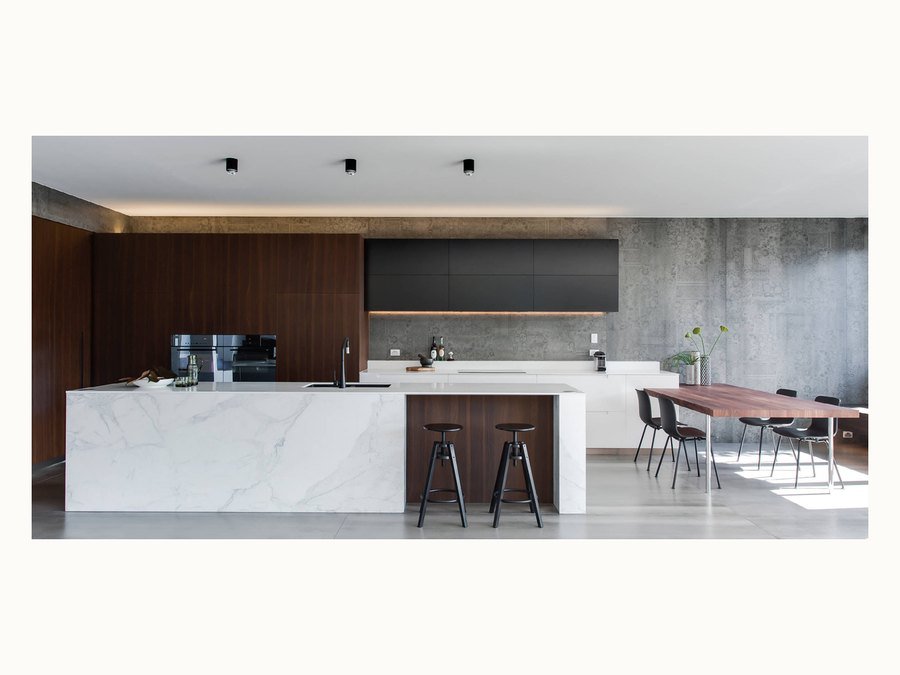 BAOHUI BHC-090 mid-tone kitchen cabinet design