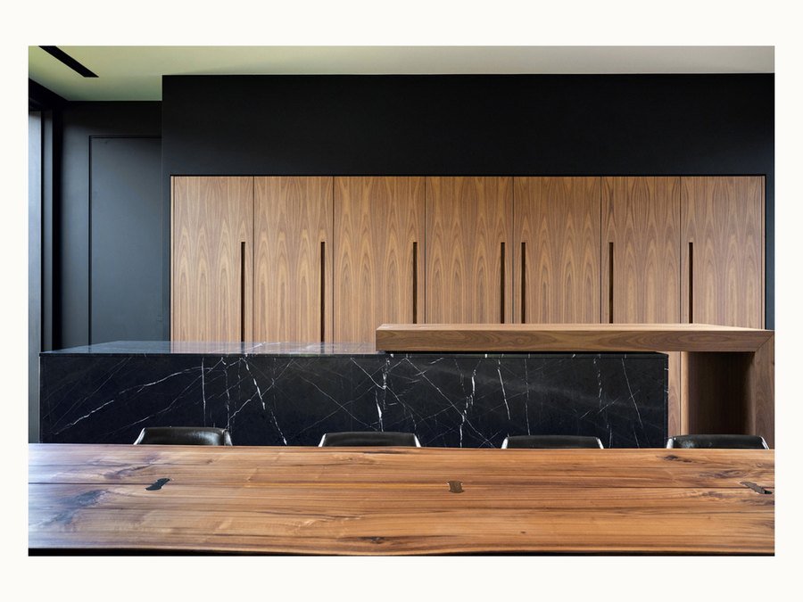 BAOHUI BHC-121 dark kitchen cabinet design